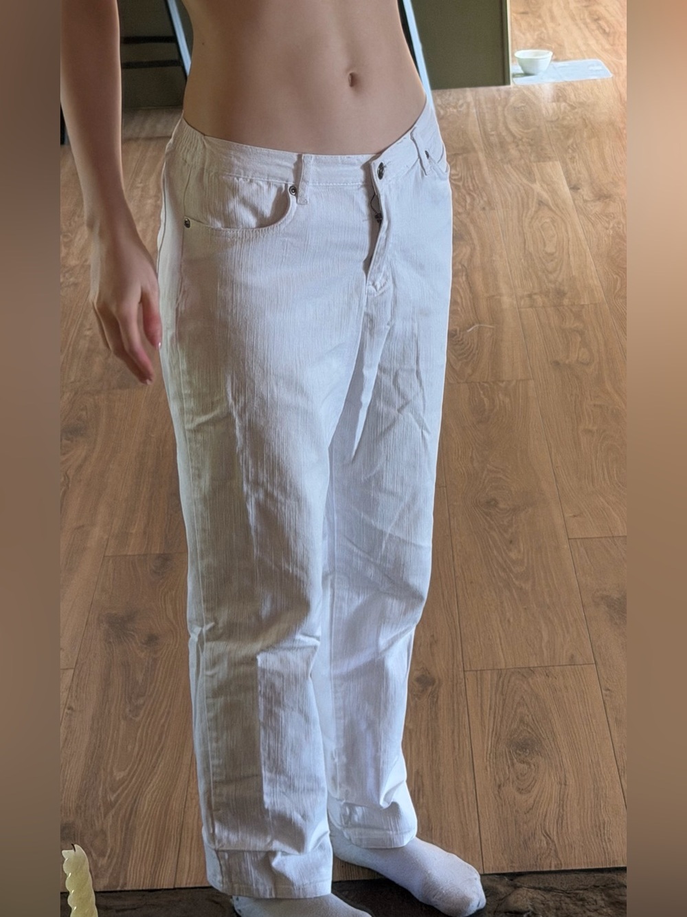 Y2K White Low Rise Straight Leg Pants 
Brand: Ruby Rd. Petite
Size: 6P